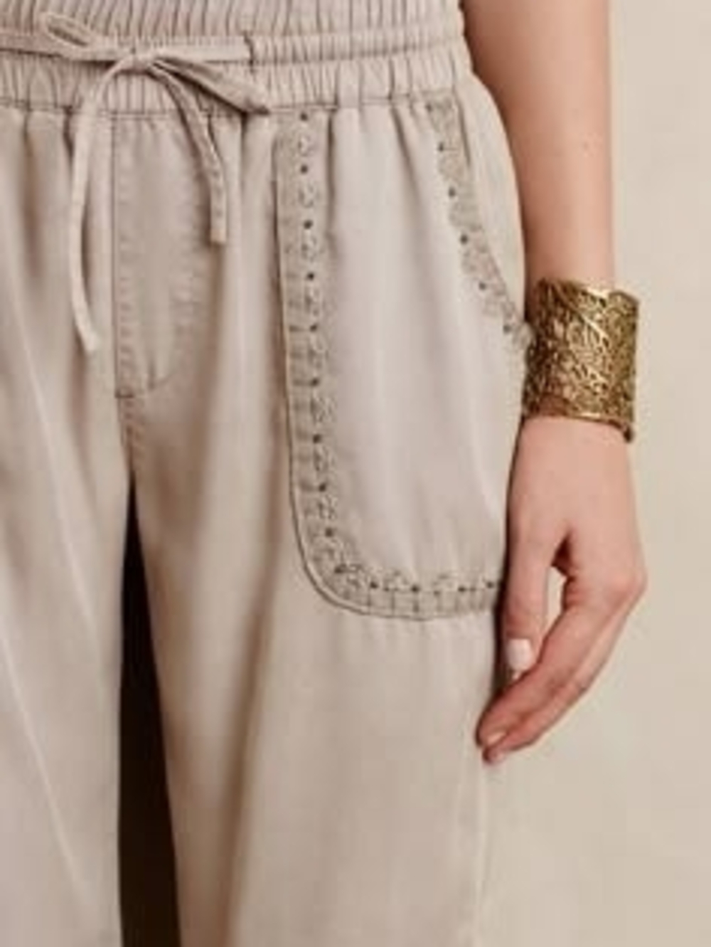 NWT Anthropologie Embroidered Jogger
